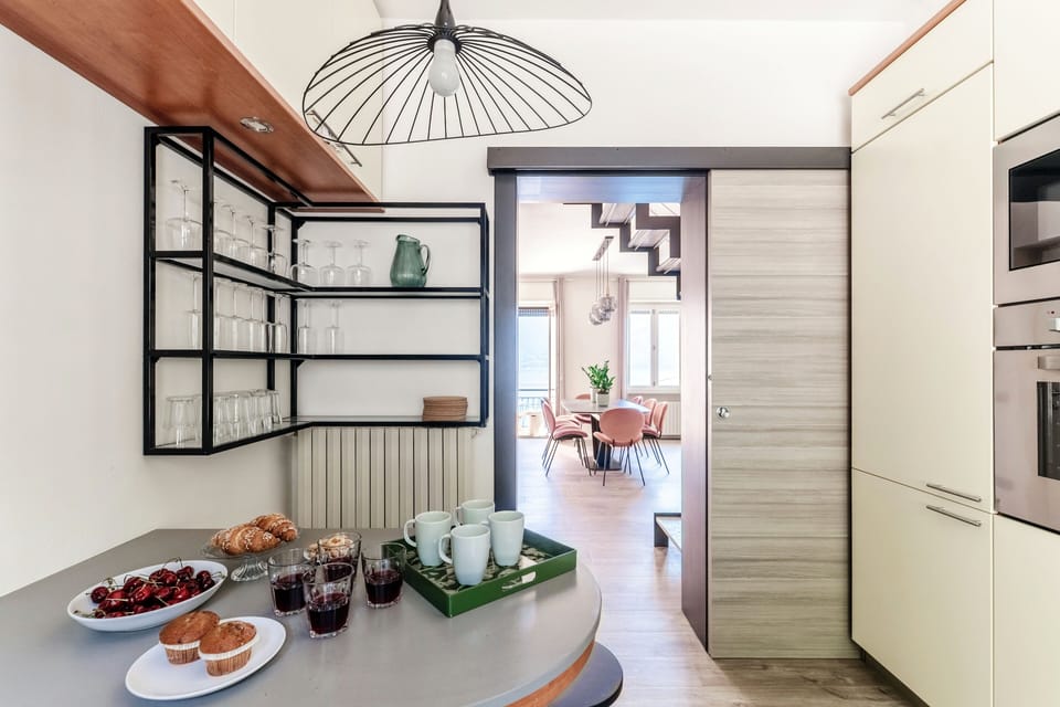 Apartment, Lake View | Private kitchen | Full-size fridge, microwave, oven, stovetop