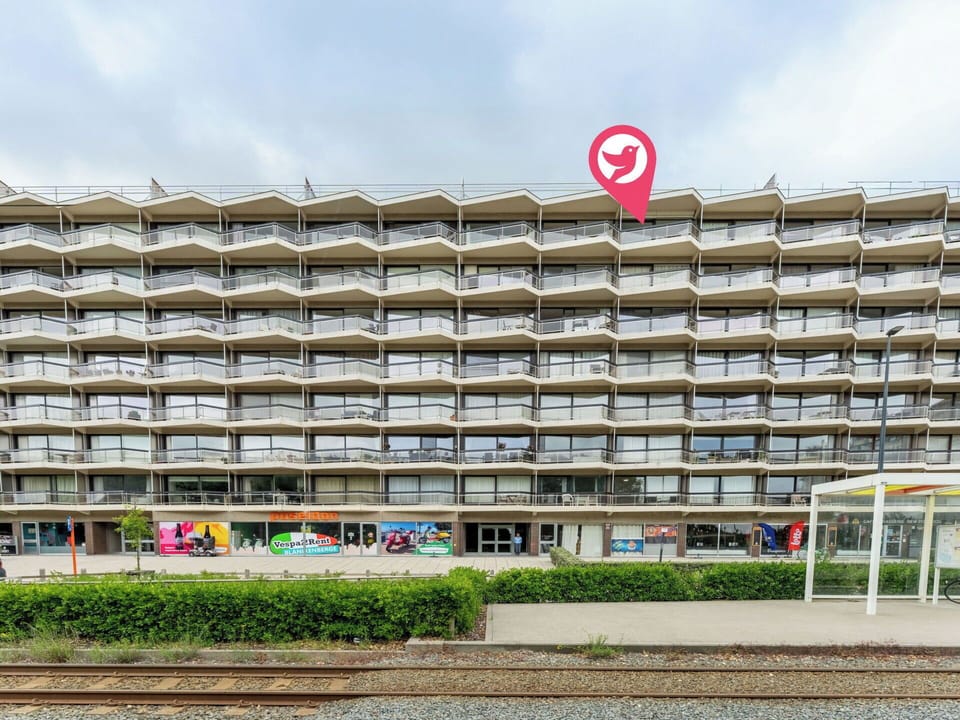 Apartment, Condominium, Metropolitan Area, Commercial Building, Mixed-Use, Parking, Headquarters, Balcony