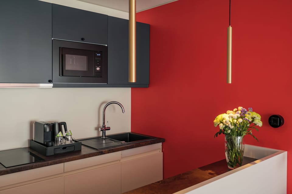 Superior Studio | Private kitchen | Espresso maker, coffee/tea maker, fridge, microwave