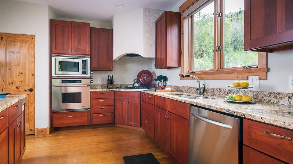 Kitchen, Main Level