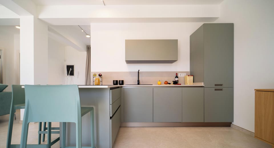Luxury Villa, Garden View | Private kitchen