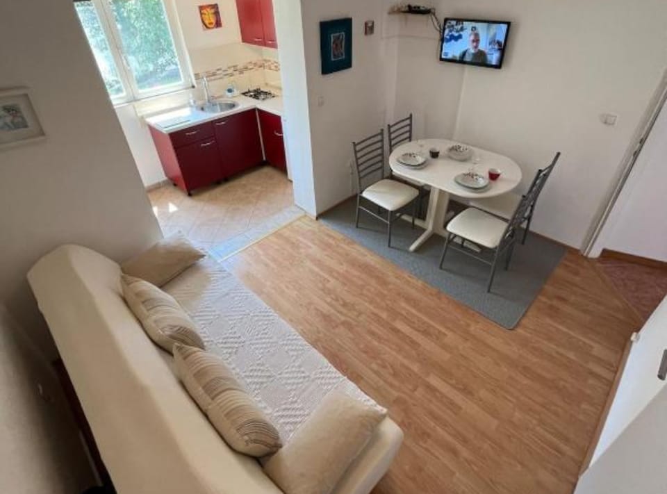 Apartment (One Bedroom Apartment with Terrace) | Property amenity