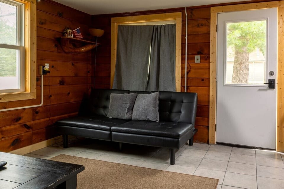 Cabin 19-2