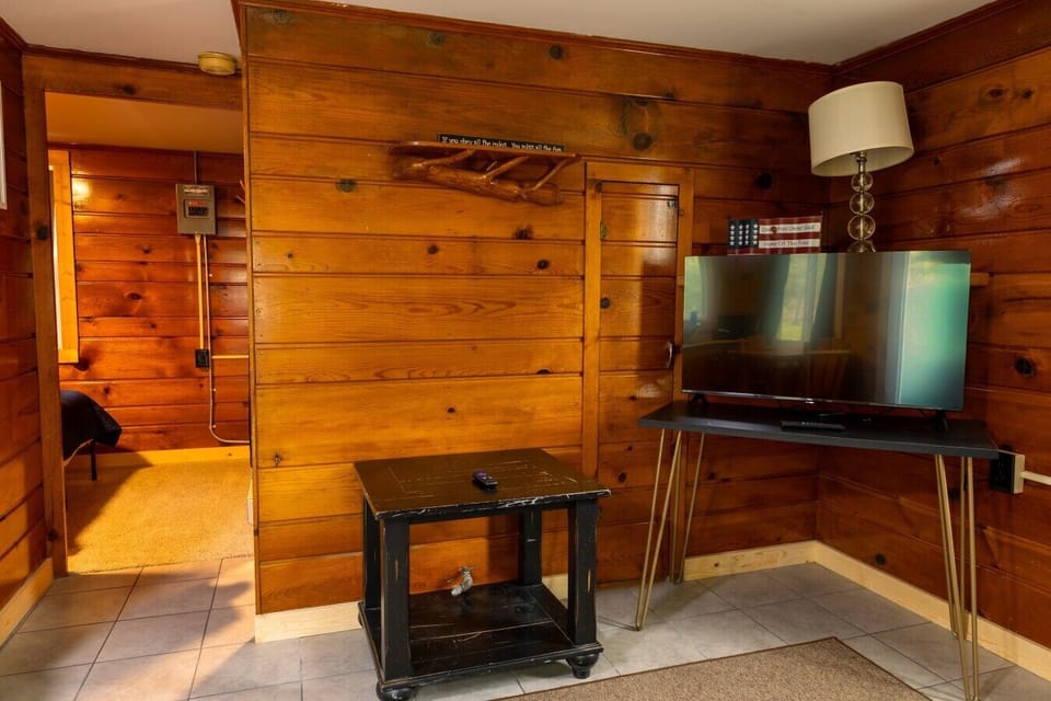 Cabin 19-9