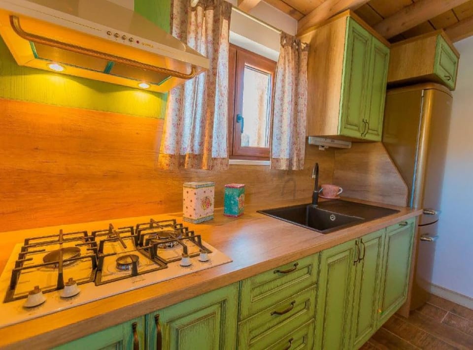 Villa (Rustic Haven Villa with swimming pool) | Private kitchen | Fridge