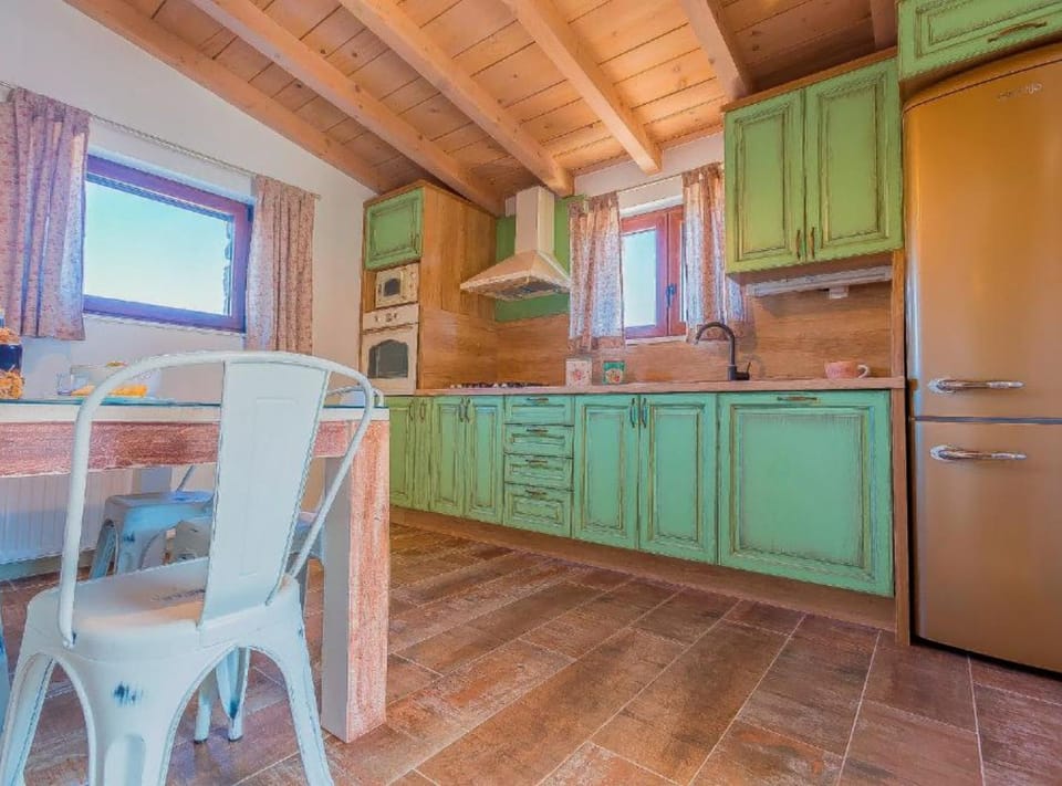 Villa (Rustic Haven Villa with swimming pool) | Private kitchen | Fridge