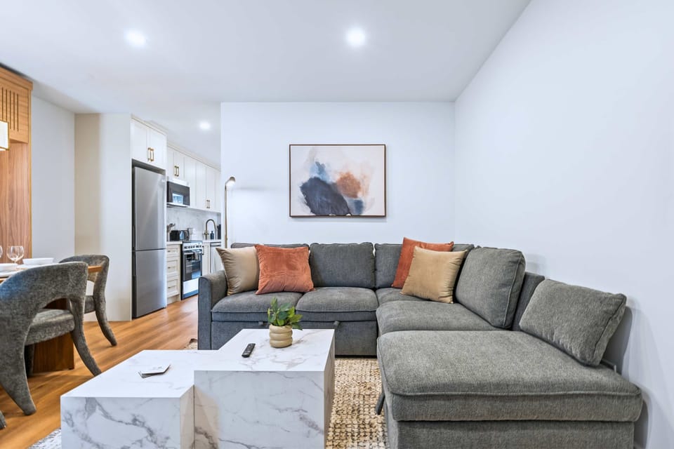 Studio (2 Bedrooms) | Interior