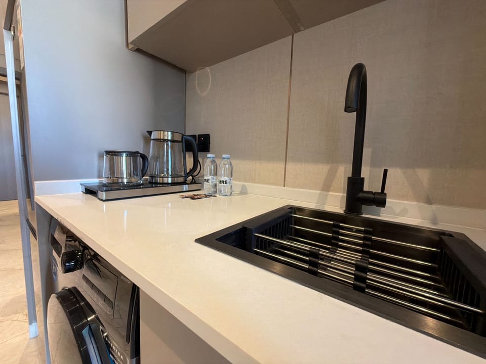 Apartment, 1 Bedroom, Accessible, Smoking | Interior