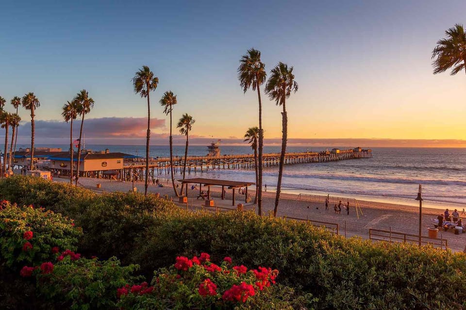 Beach nearby, white sand, free beach shuttle