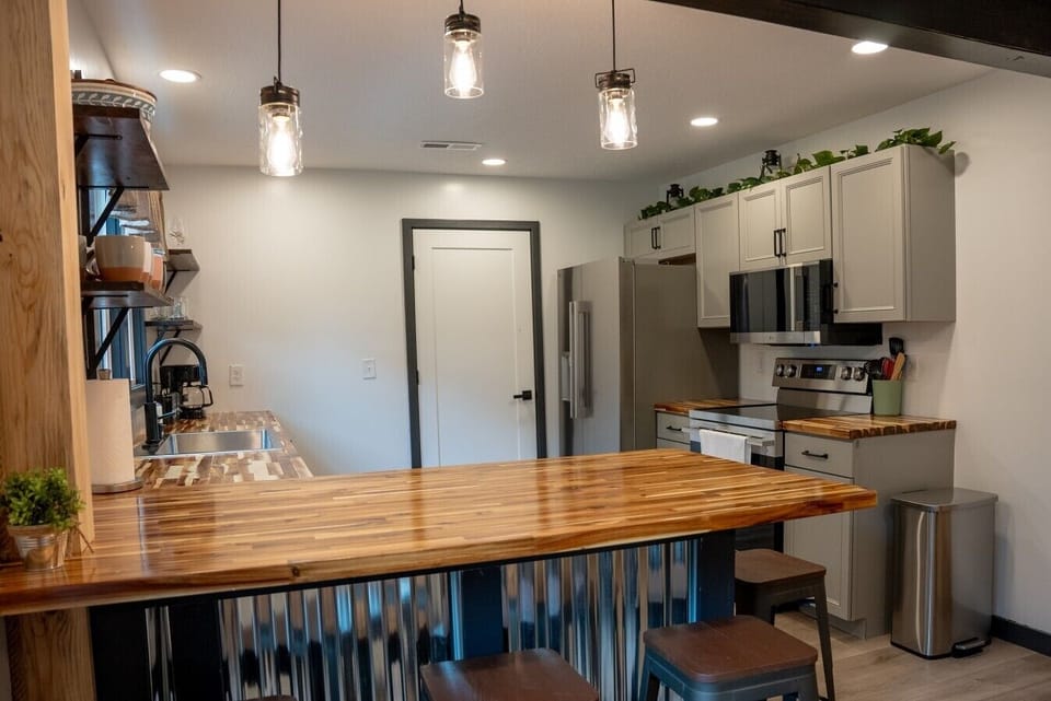 Kitchen w/ Stove and Fridge