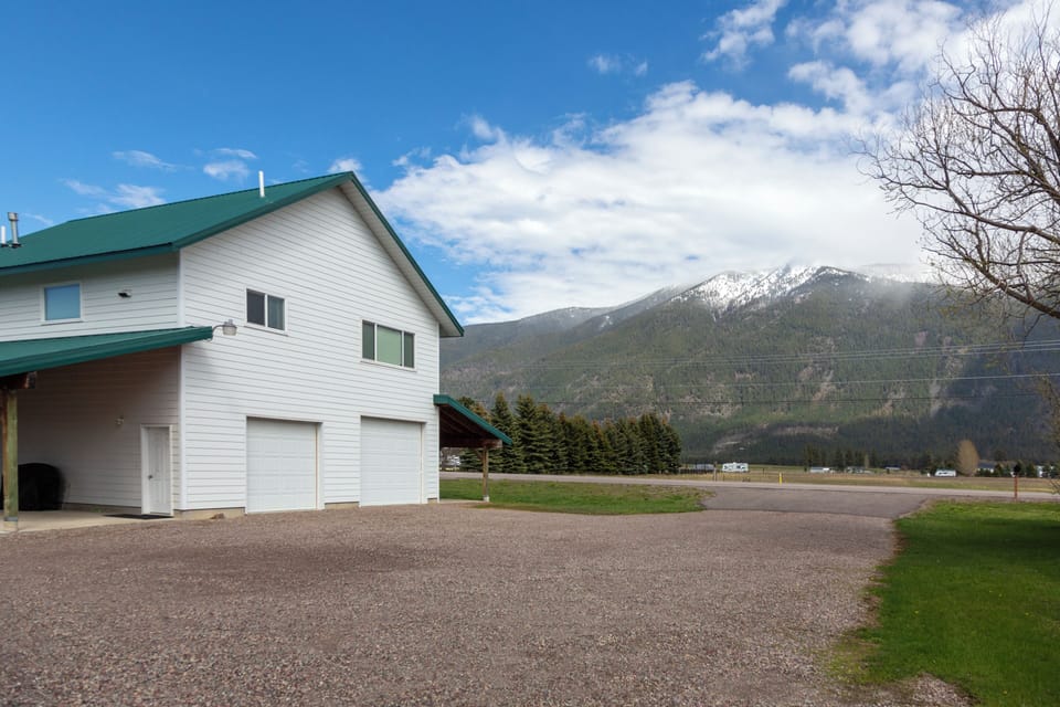 Welcome to Glacier Ridge Suite!