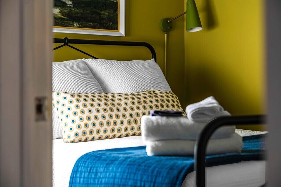 Queen Bedroom