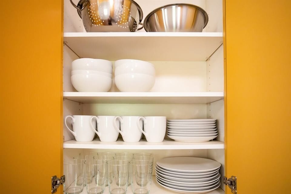 This fully stocked kitchen has everything you need to create delicious meals and lasting memories.