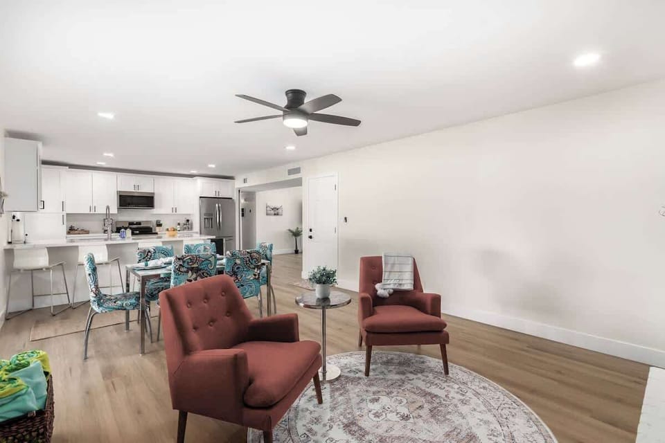 Living Room | Cozy Seating | Smart TV
