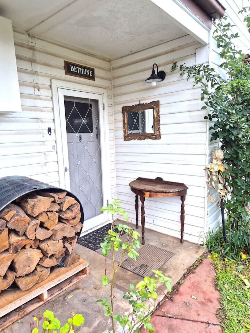 Exterior detail