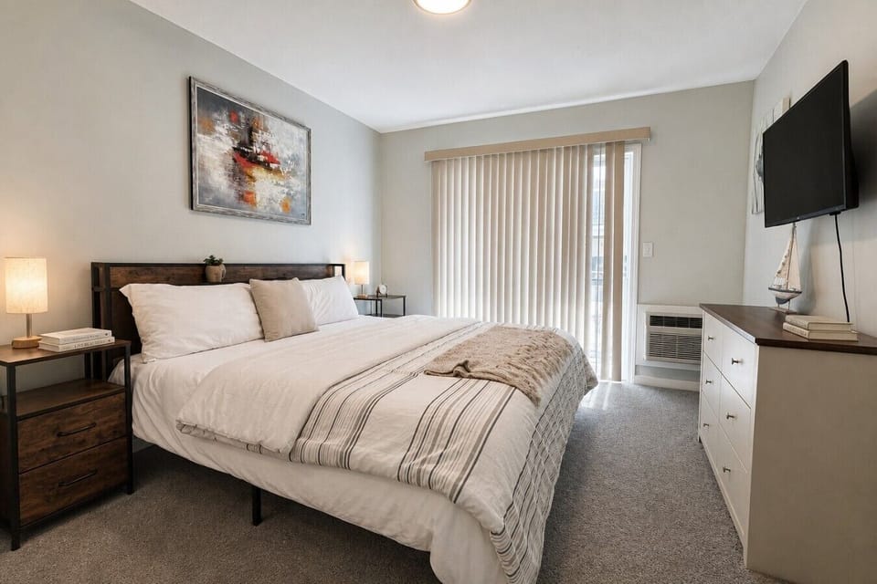 King bed with extra pillows and blankets and temperature control for the perfect nights sleep