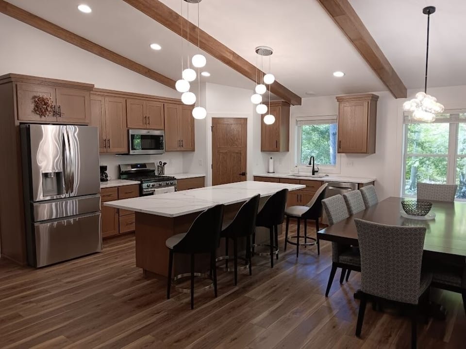 kitchen and dinning. Gas stove, and pantry.