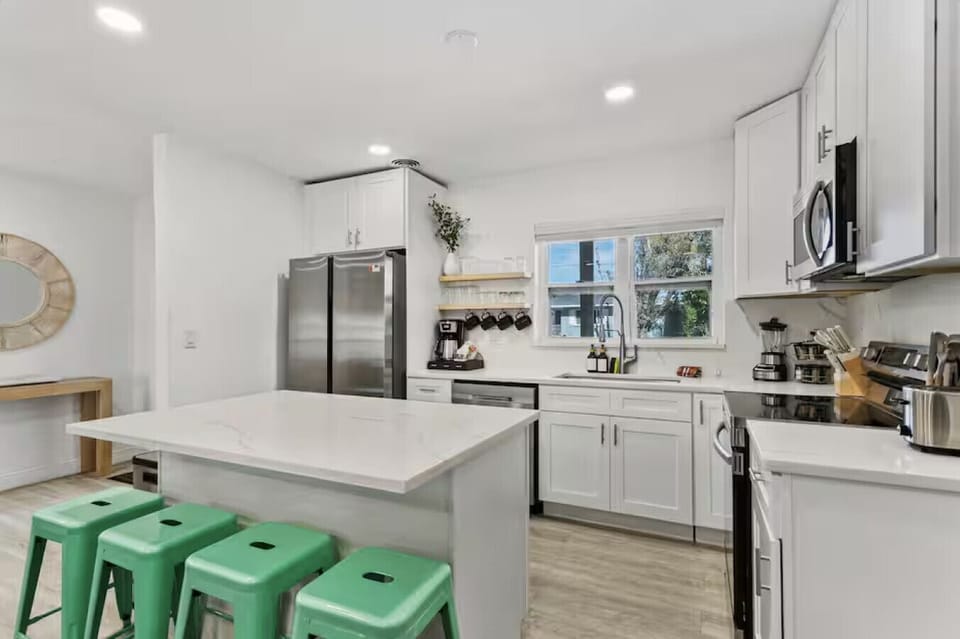 Fully equipped kitchen with everything you need for a comfortable stay.