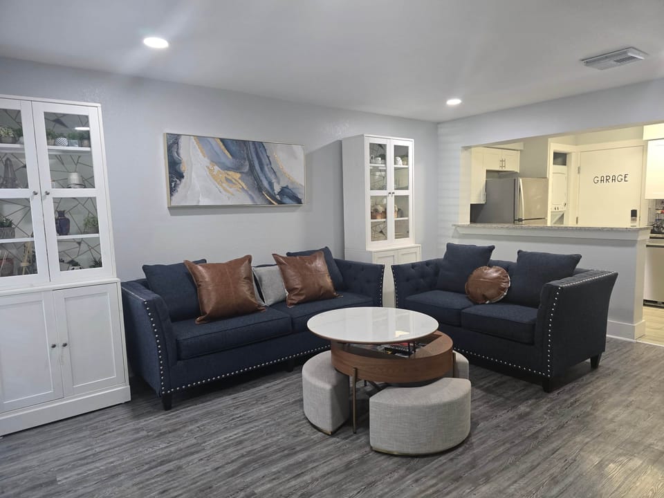 Unwind after a busy day in this spacious retreat with comfortable seating and elegant finishes.