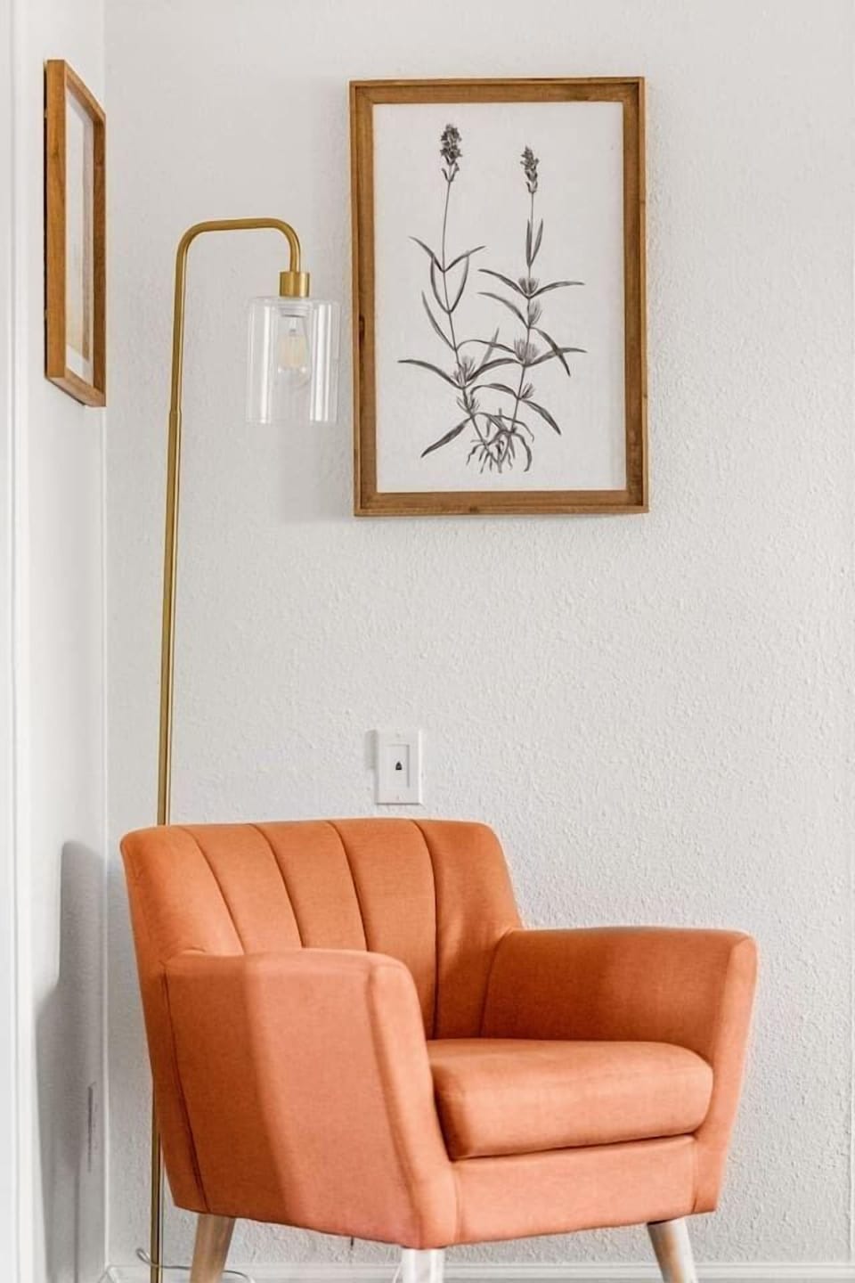 Sink into a cozy chair, slow down, and savor a quiet moment between adventures. Whether you're enjoying a good book or a glass of local wine, this inviting nook is made for relaxation.
