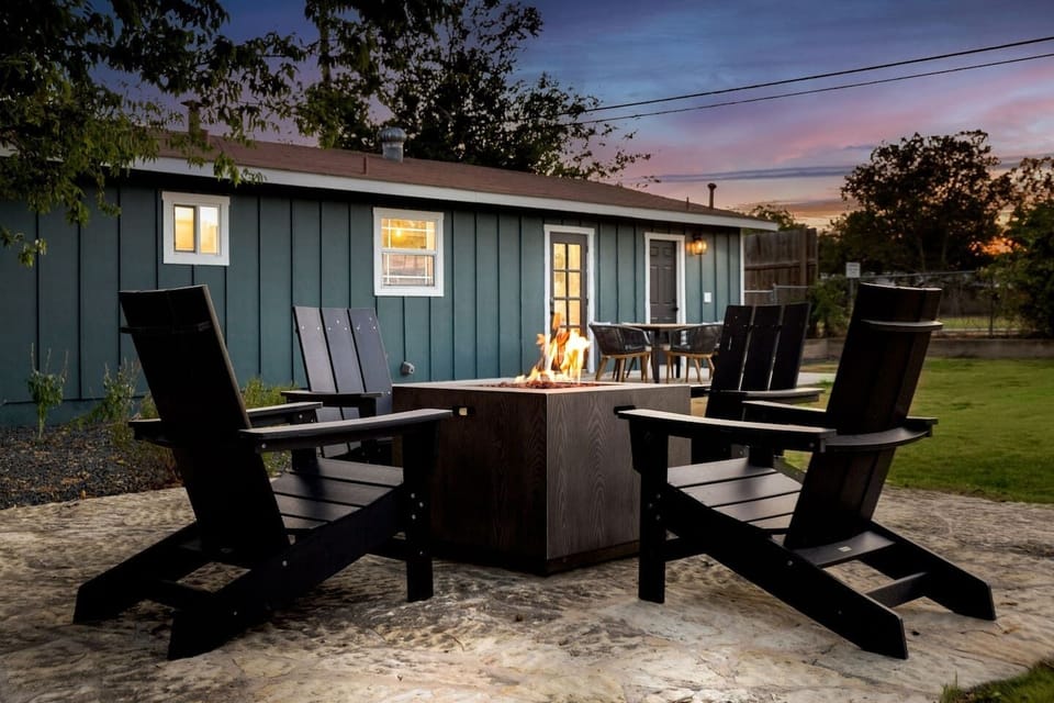 Enjoy lounging around the fire pit on the backyard patio!
