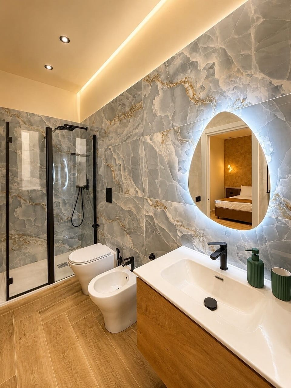Comfort Triple Room | Bathroom | Shower, hair dryer, towels, soap