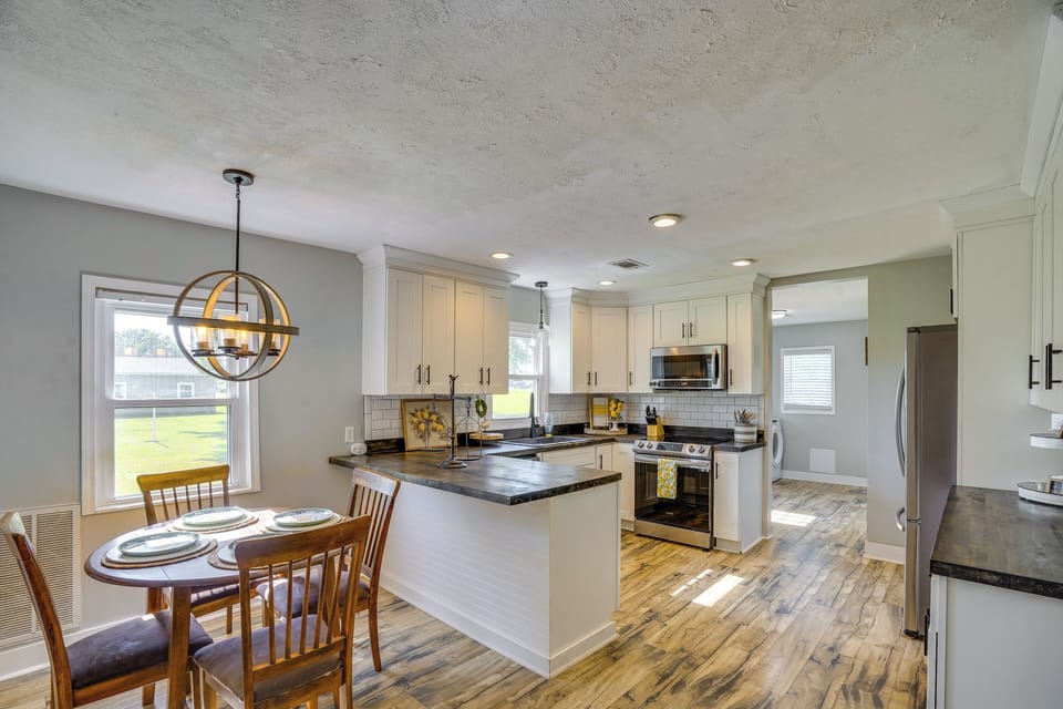 Kitchen & Dining Area | Central Heating & A/C