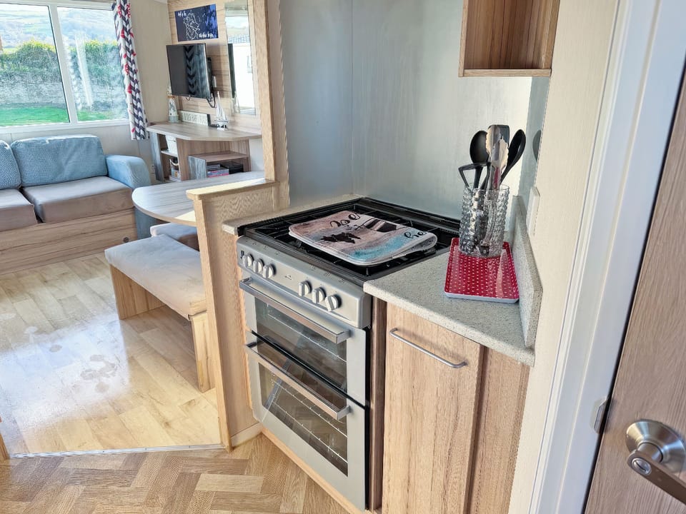 Kitchen area | The Beach Hut - Beach Retreats, Prestatyn