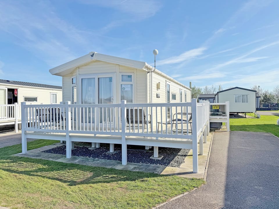 Exterior | Skegness Fields 108 - Skegness Fields, Skegness