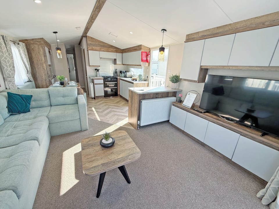 Open plan living space | Skegness Fields 108 - Skegness Fields, Skegness