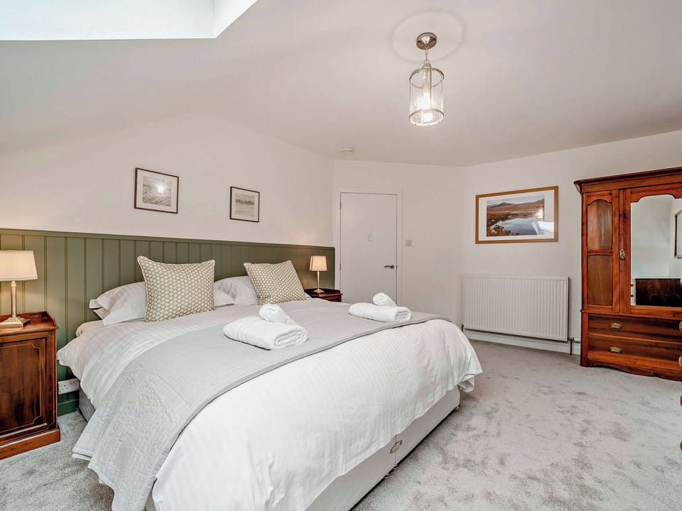 Double bedroom | High Dougarie Farmhouse - High Dougarie Estate, Near Blackwaterfoot, Isle of Arran