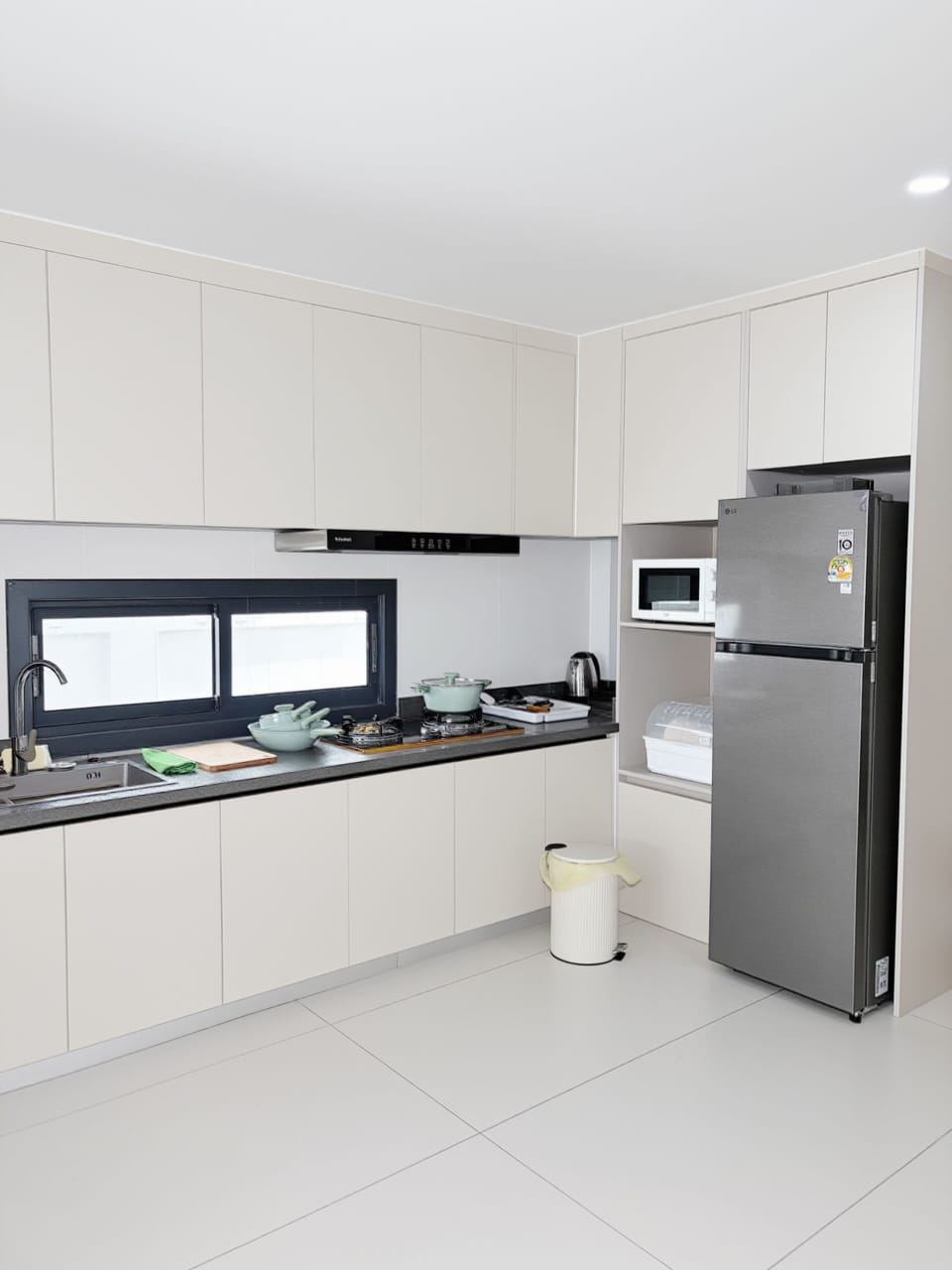 Family Villa, 3 Bedrooms, Private Pool | Private kitchen | Fridge, microwave, stovetop, cookware/dishes/utensils