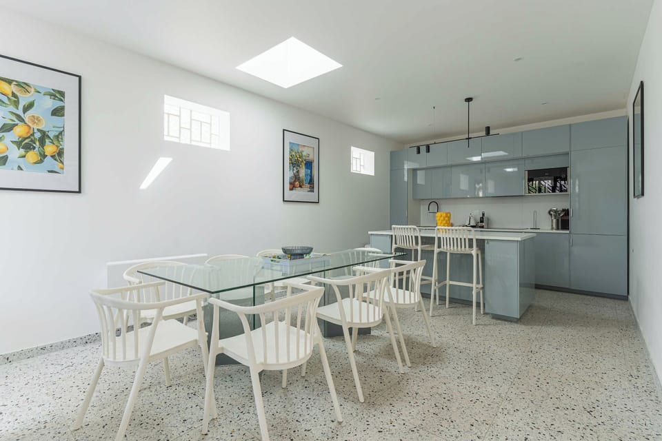 Apartment | Dining