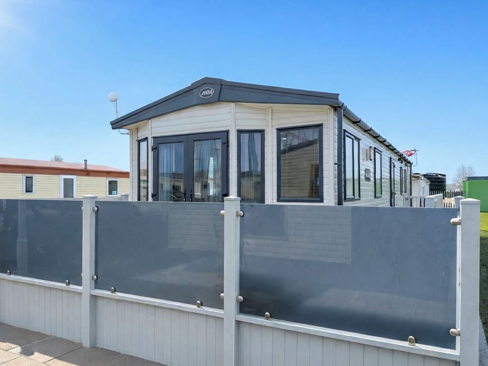 Exterior | Sunnymede B10 - Sunnymede Caravan Park, Ingoldmells