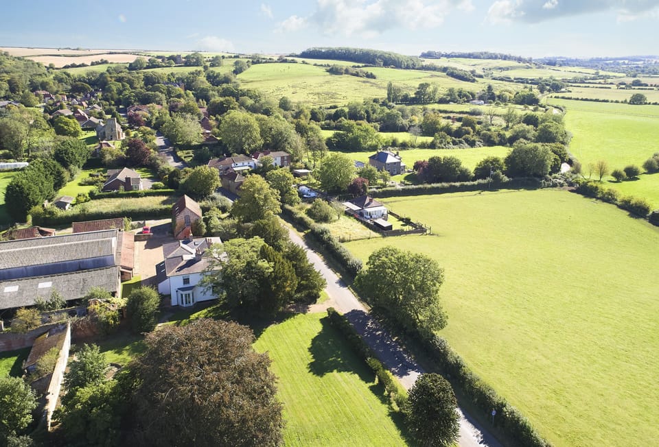 Walesby House is situated in a rural setting with the lovely Lincolnshire Wolds on the doorstep