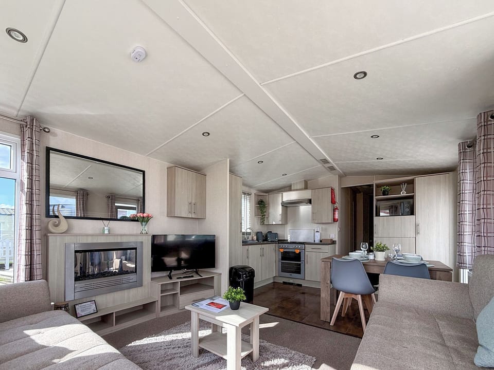 Open plan living space | Sunnymede D11 - Sunnymede Caravan Park, Ingoldmells