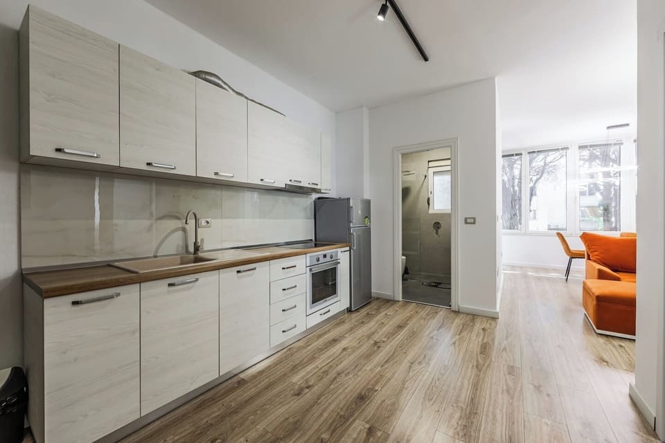 Fully-equipped kitchen
