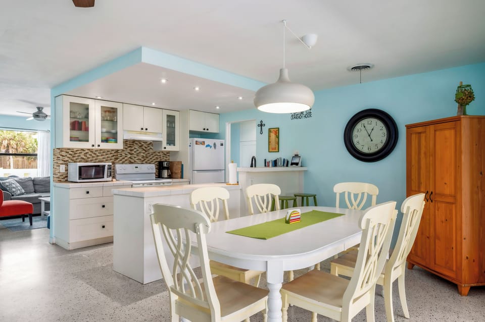 Open concept dining room and kitchen area
