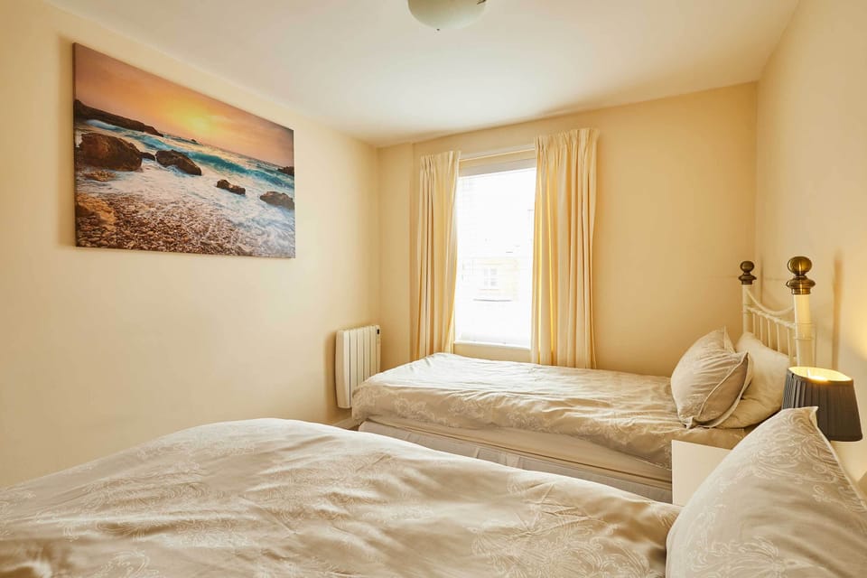 Elvinas, Scarborough - Host & Stay