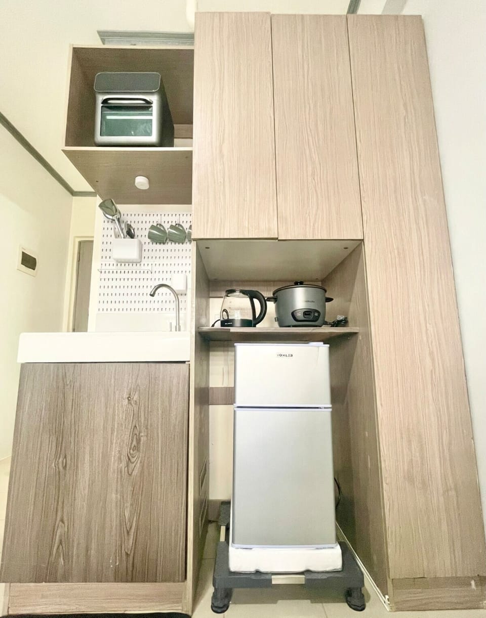 Comfort Studio, Air conditioning, City View | Private kitchenette | Mini-fridge, microwave, electric kettle, rice cooker