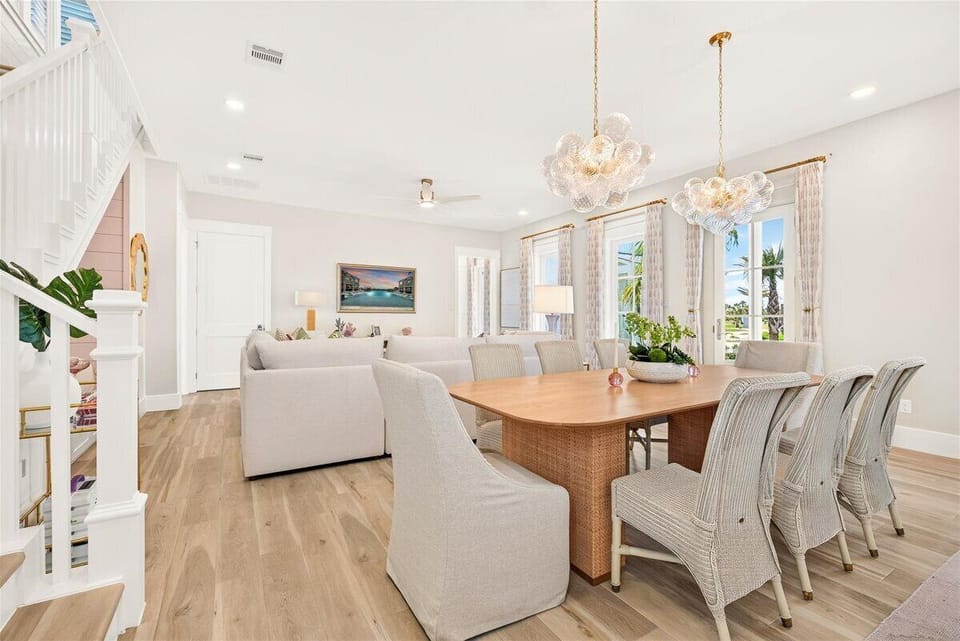 Dining Area, 1st Floor