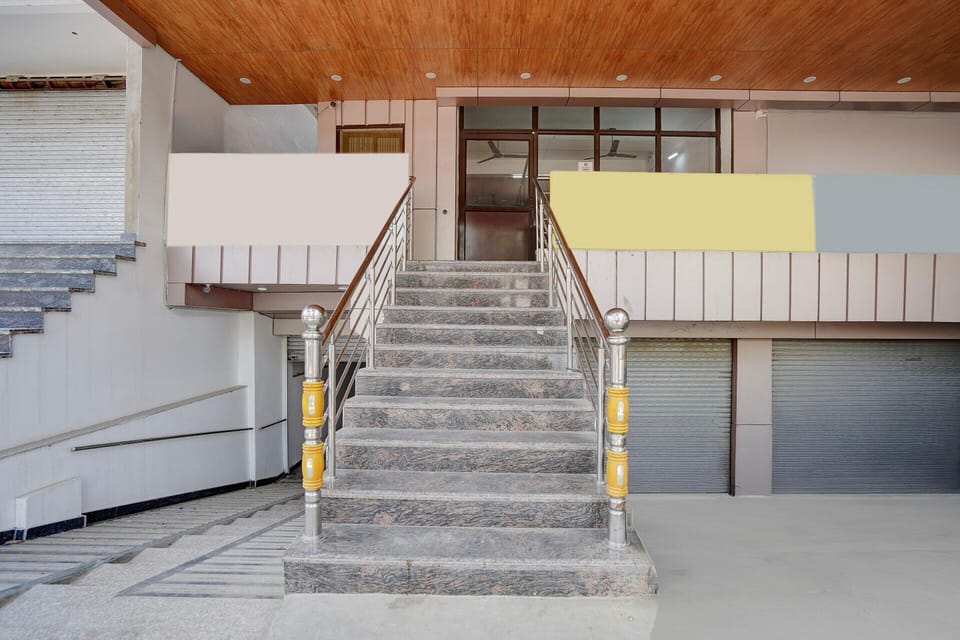 House | Reception