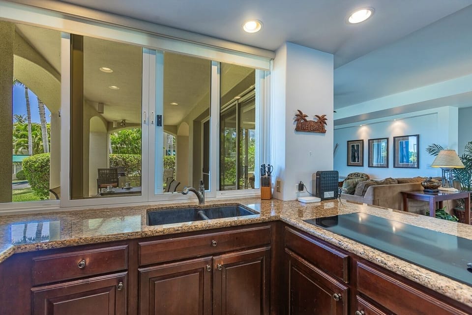 Condo, 1 Bedroom | Interior