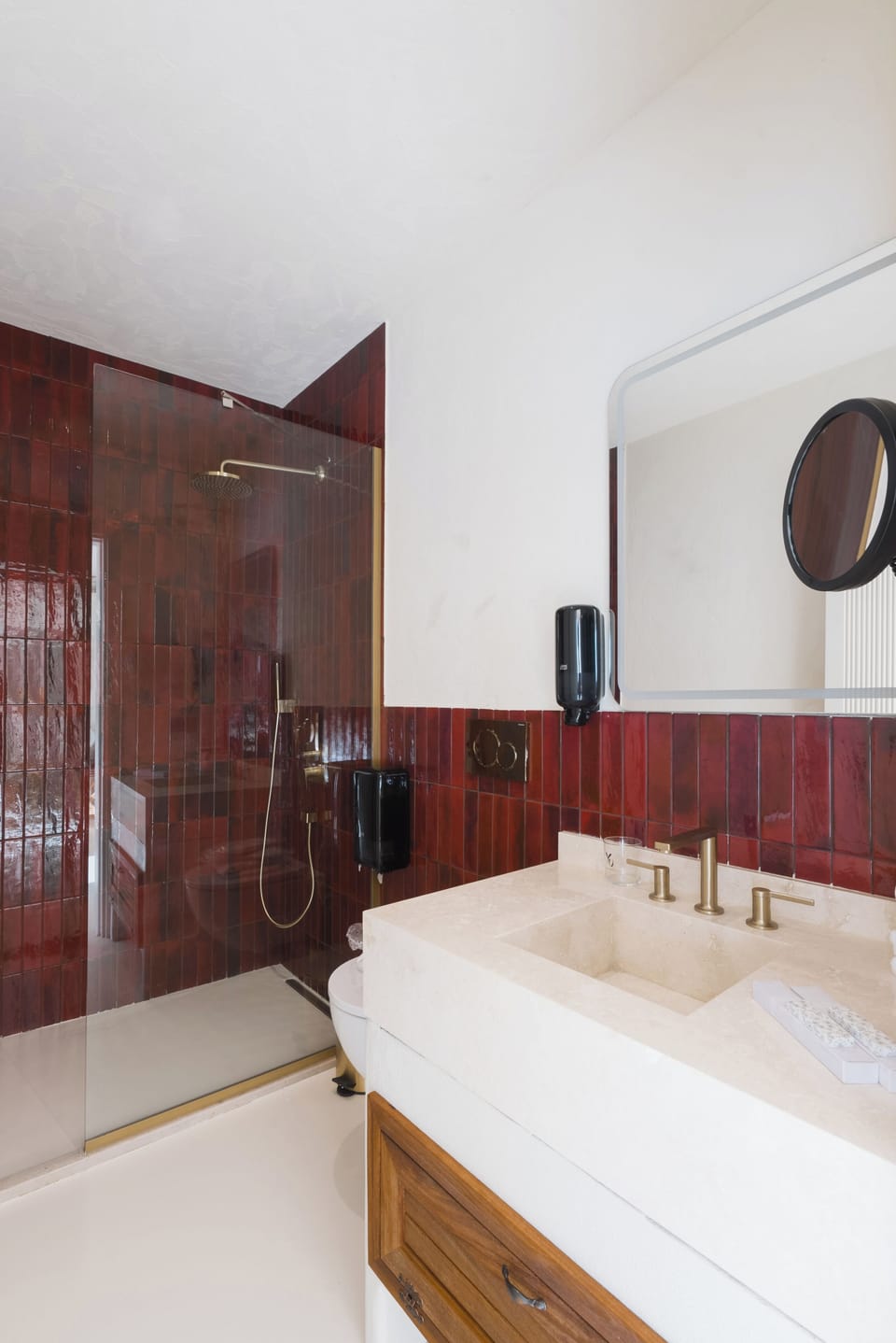 Shower, hair dryer, slippers, towels