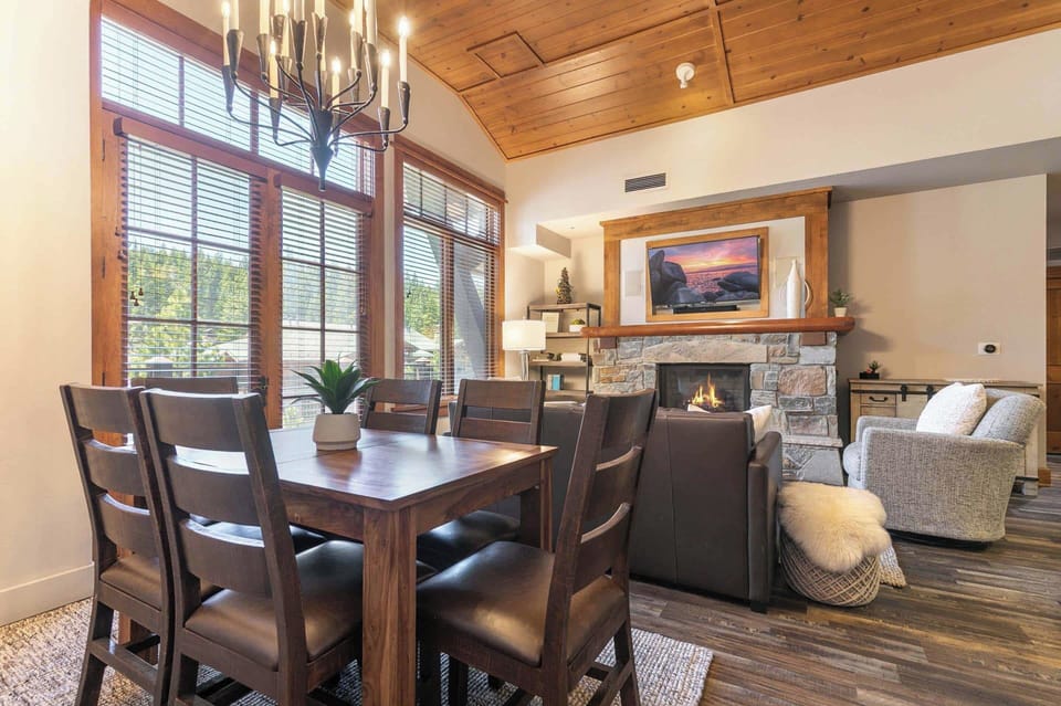 009-004-Interior-3235x2156