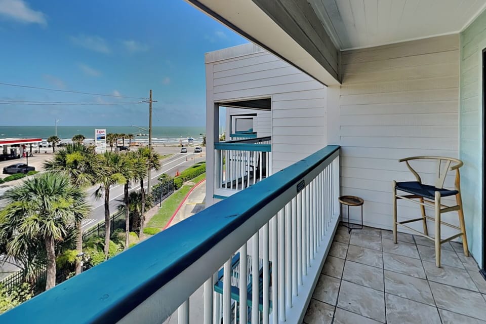 Gulf Views From Private Balcony
