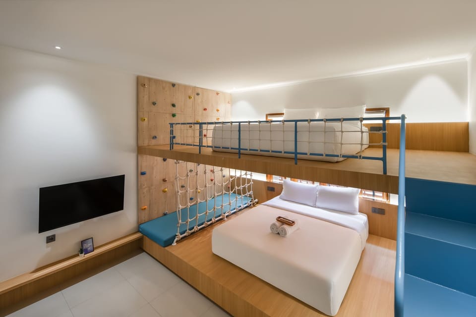 Family Suite | Free WiFi, bed sheets