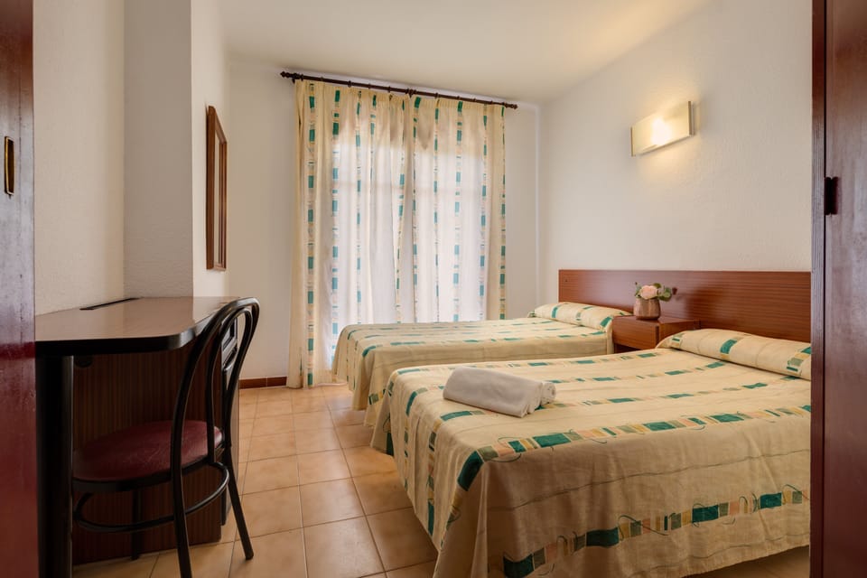 In-room safe, desk, free WiFi, bed sheets