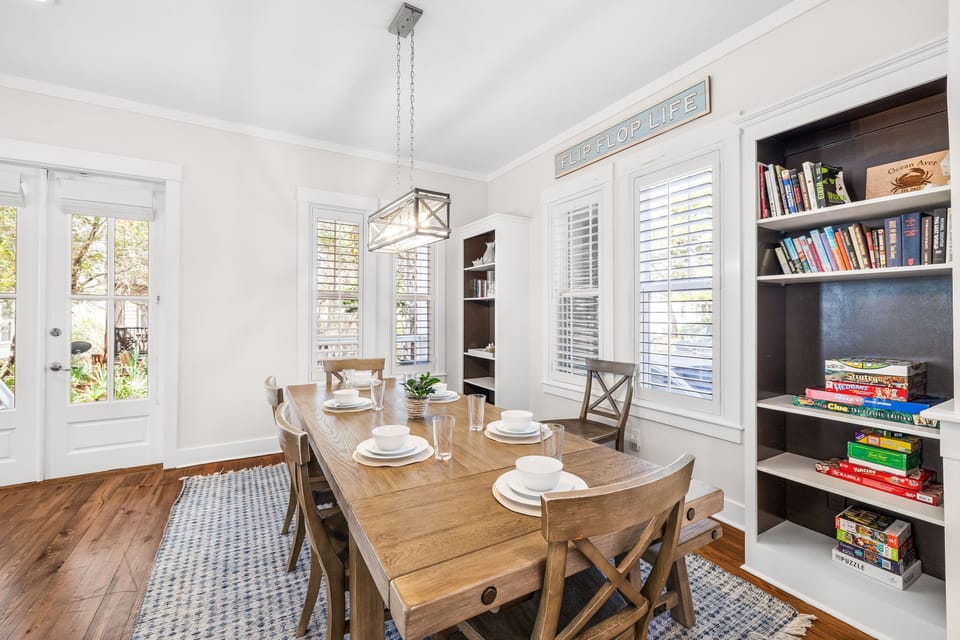 Gather Around the Dining Table for Gourmet Meal - Seating for 6