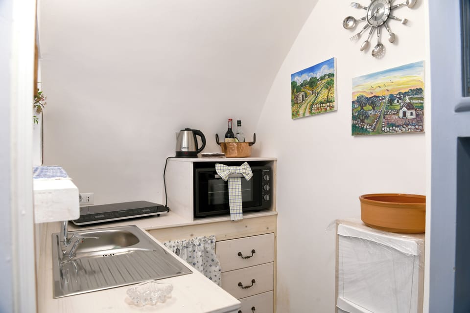Comfort House, Non Smoking | Private kitchen